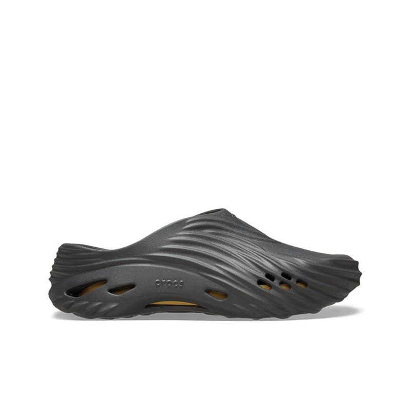 crocs-echo-wave-negros-210521-0ld-1.jpeg