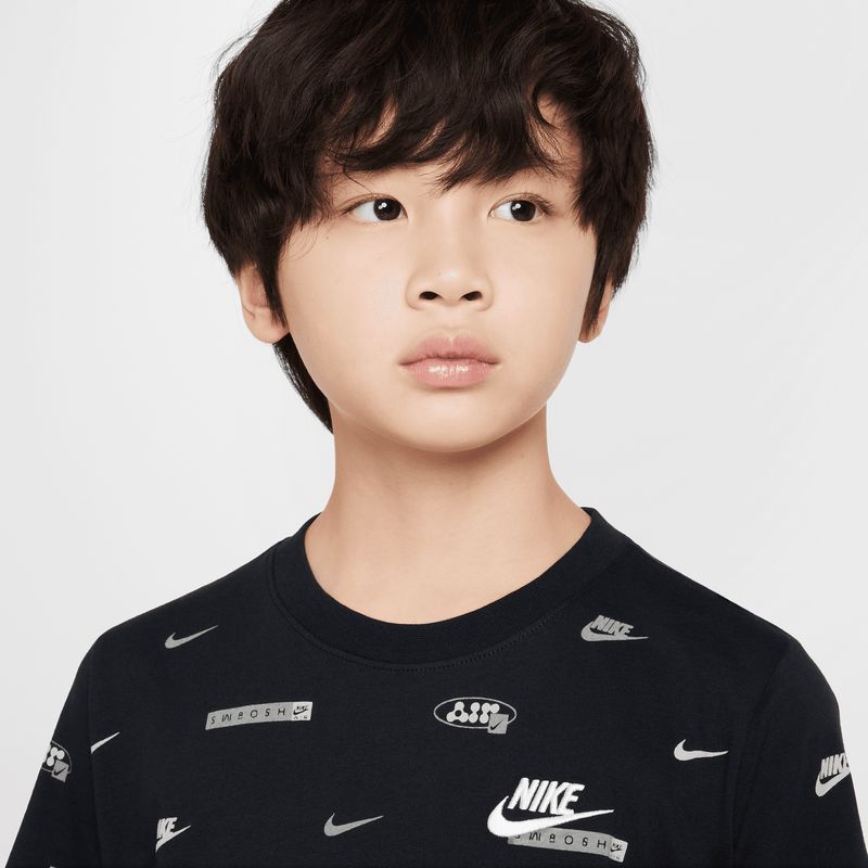 nike-sportswear-negra-hm5851-010-3.jpeg