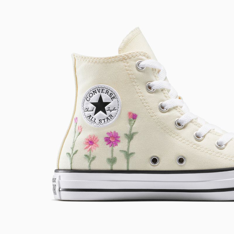 converse-chuck-taylor-all-star-embroidered-florals-amarillas-a11774c-7.jpeg