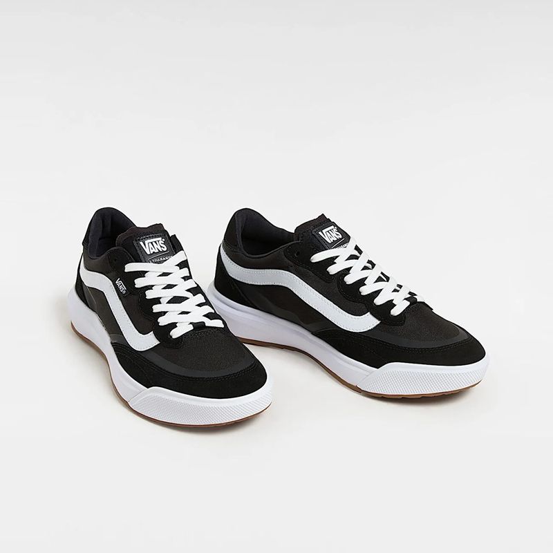 vans-mte-ultrarange-2.0-se-negras-vn000d61ba21-2.jpeg