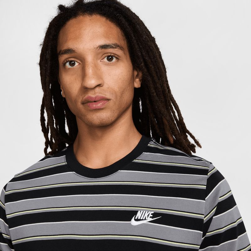 nike-sportswear-rayas-hj0550-010-3.jpeg
