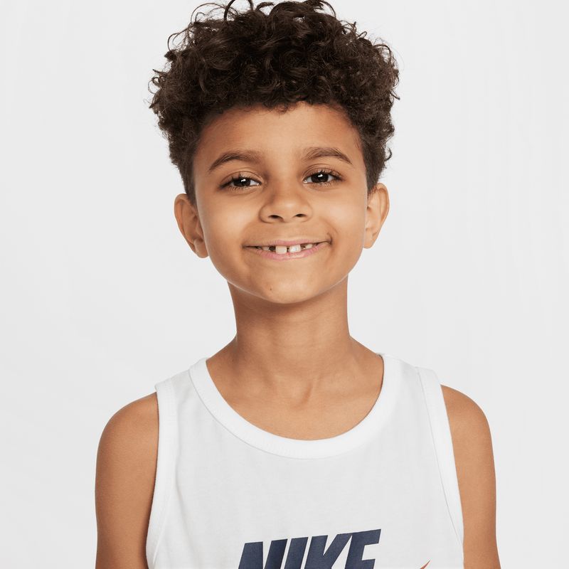 nike-sportswear-blanca-hm5843-100-3.jpeg