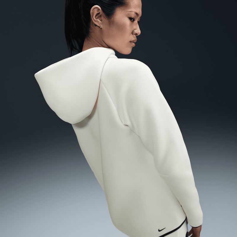 nike-sportswear-tech-fleece-windrunner-blanca-hv6747-110-4.jpeg