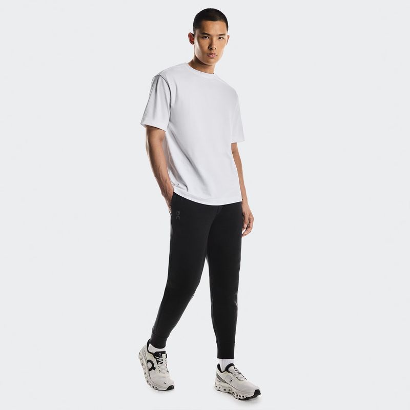 on-running-focus-tech-negro-1mf30320553-4.jpeg