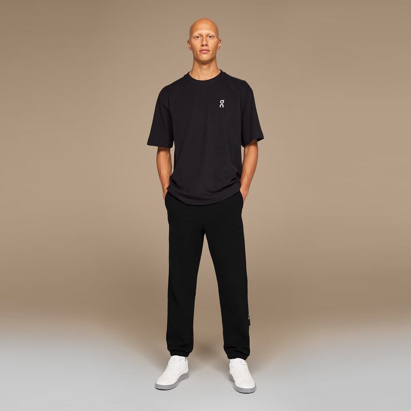 on-running-club-negro-1me10040553-3.jpeg