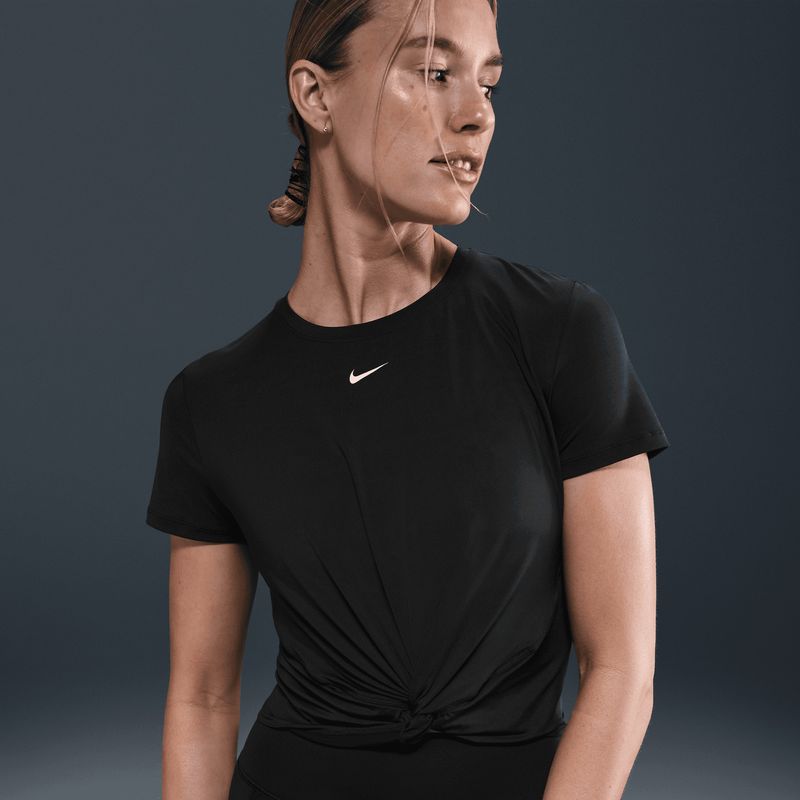 nike-one-classic-negra-ib9406-010-3.jpeg