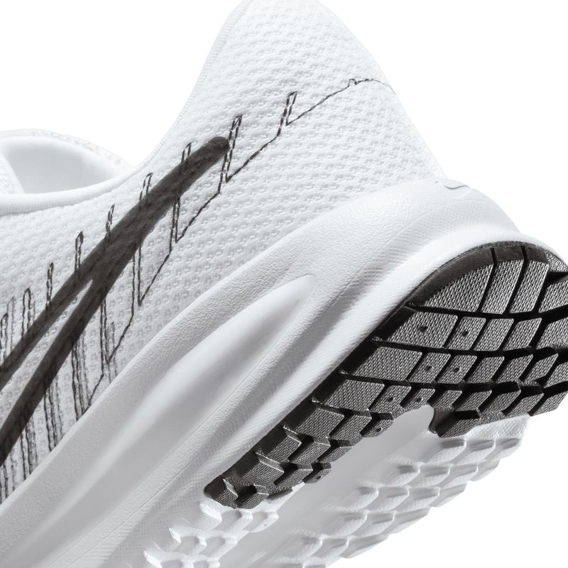 nike-run-defy-blancas-hm9593-101-8.jpeg