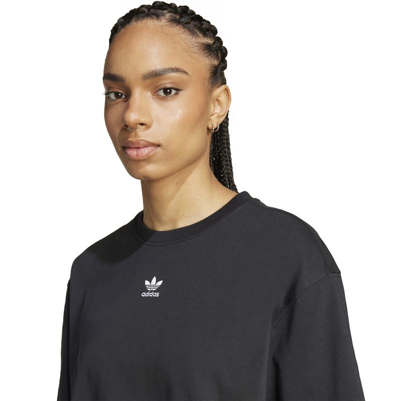 adidas-essentials-negra-iw5706-3.jpeg
