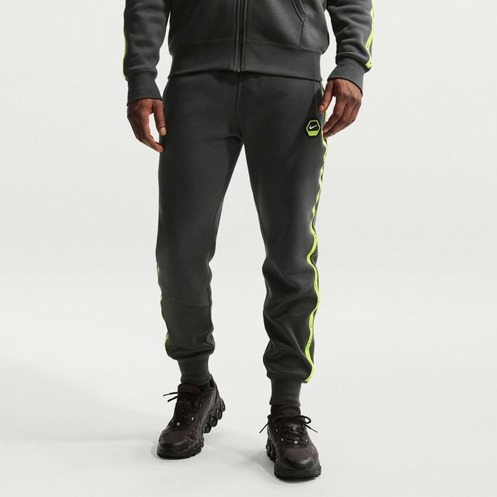 Sportswear City Side