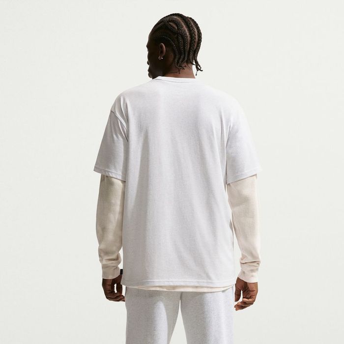 Sportswear Premium Essentials