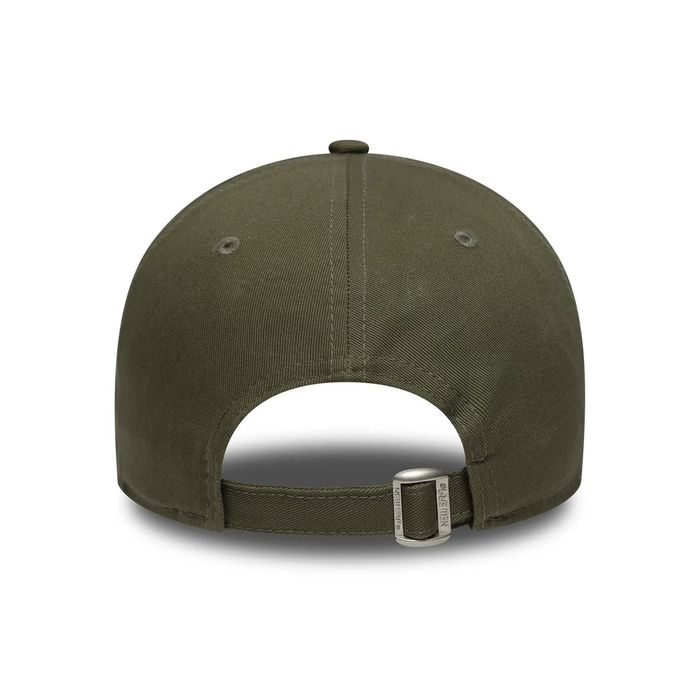 New York Yankees League Essential