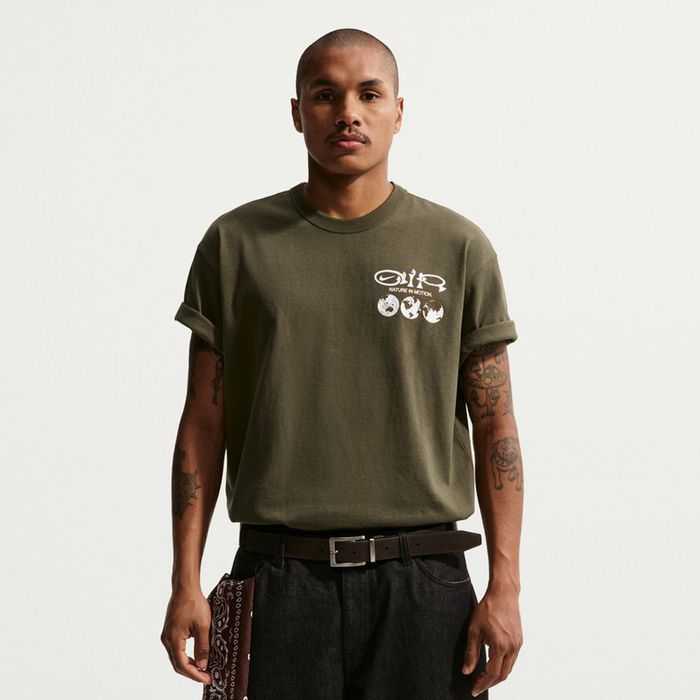 Sportswear Premium Essentials